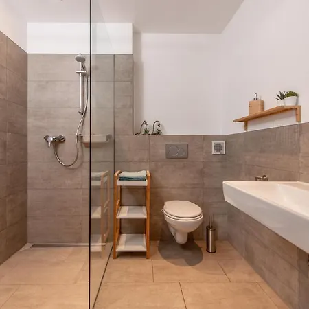 Piekvier アパート シュラートミンク